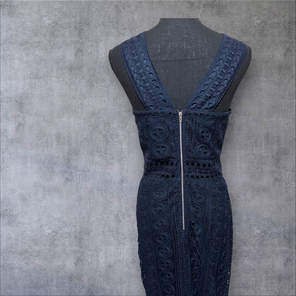 Lulus Cocktail Ready Navy Blue Crochet Lace Midi Dress. Size M. PP 16. L 40 - Picture 5 of 6